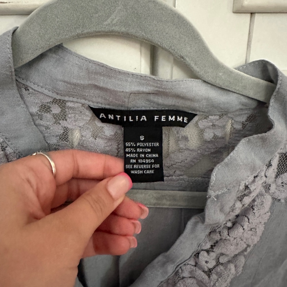 Gray Ruffled Top - Picture 3 of 3